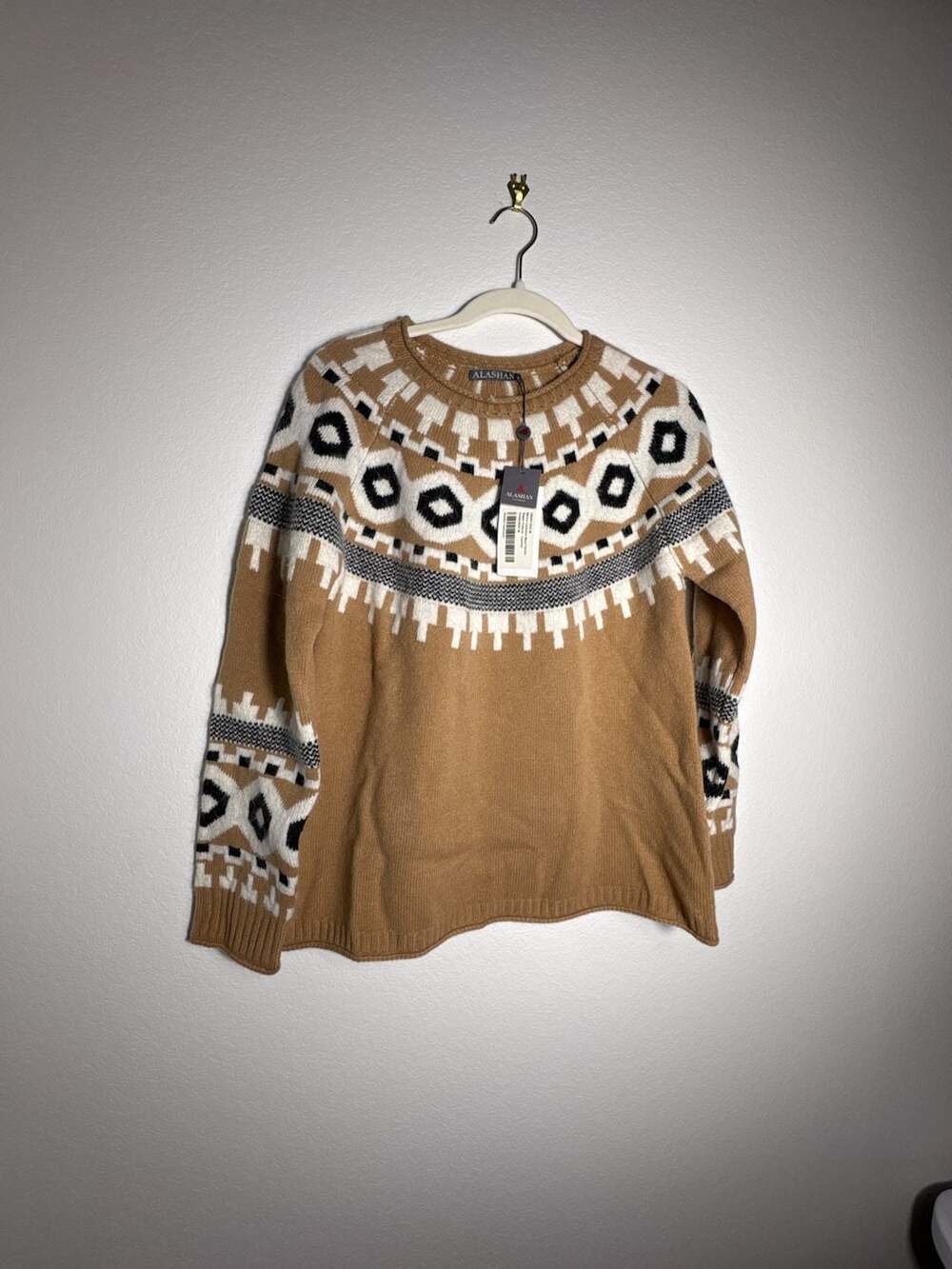 Alashan Cashmere Fair Isle Sweater Tan White Black Size M - Picture 2 of 10